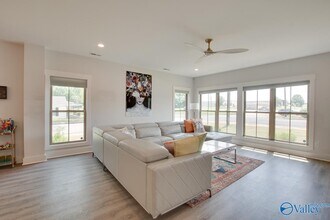3000 9th Ave SW in Huntsville, AL - Building Photo - Building Photo