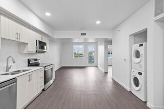 2724 El Cajon Blvd in San Diego, CA - Building Photo - Building Photo