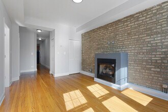 7328 N Damen Ave in Chicago, IL - Building Photo - Building Photo