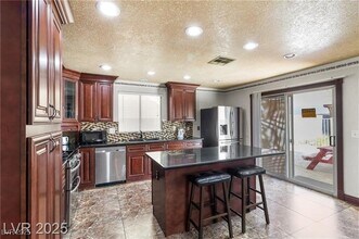 3580 Teton Hills St in Las Vegas, NV - Building Photo - Building Photo