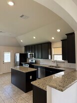 3639 Arbor Trails Dr in Humble, TX - Building Photo