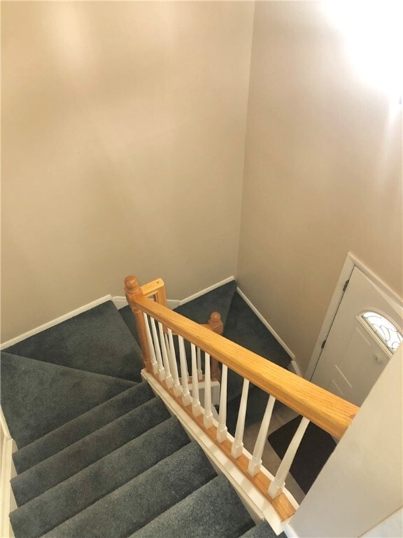 property at 104 Norwich Dr