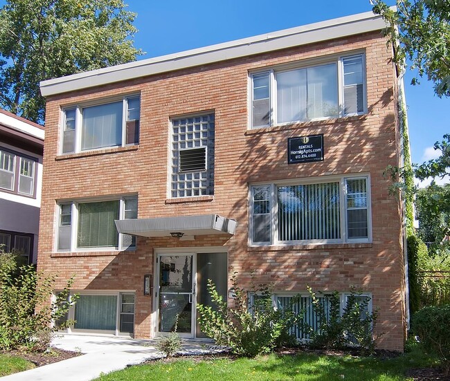 3523 Grand Ave S in Minneapolis, MN - Foto de edificio - Interior Photo