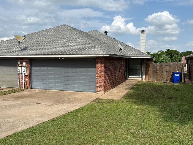 property at 716-716 Stribling Cir