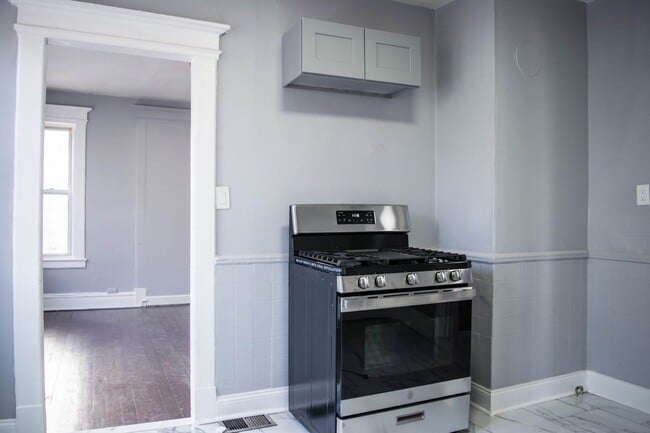 19 Bassett St in New Haven, CT - Building Photo - Building Photo