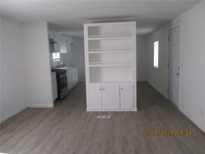 1585 Vereda Ln in Fort Mohave, AZ - Foto de edificio - Building Photo