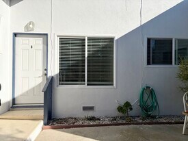 1436 Manhattan Beach Blvd, Unit B in Manhattan Beach, CA - Building Photo
