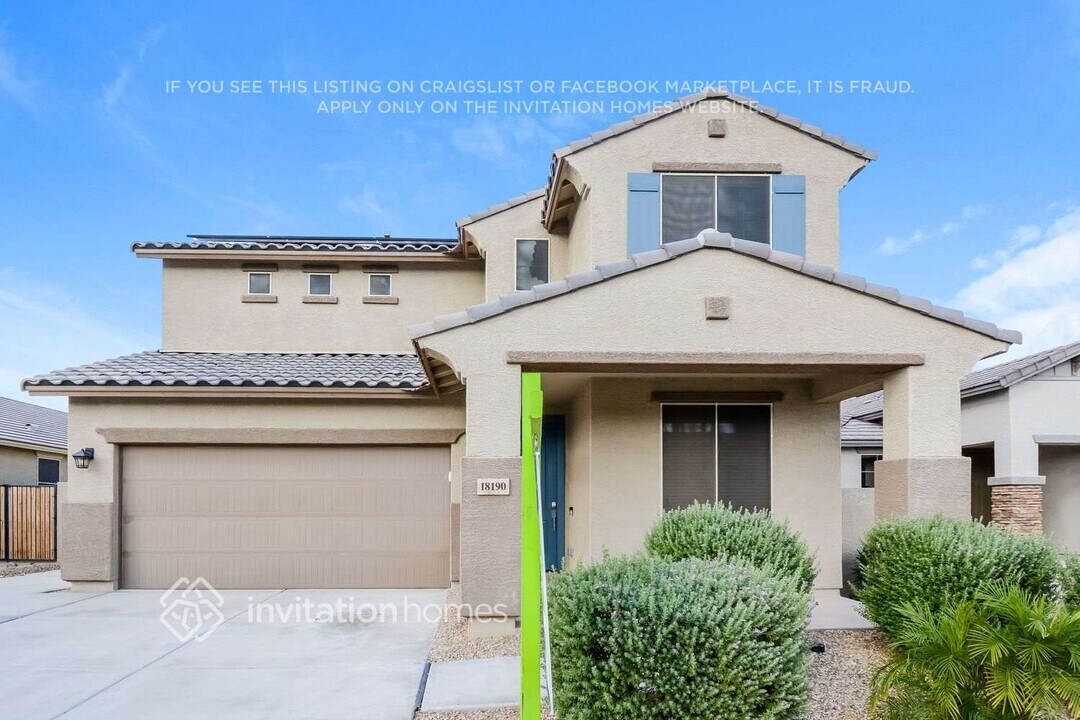 18190 W Ida Ln in Surprise, AZ - Foto de edificio