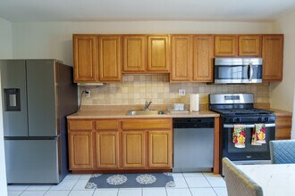 8439 Pioneer Dr in Severn, MD - Building Photo - Building Photo