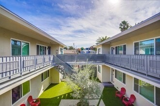 544 Evergreen St in Inglewood, CA - Building Photo - Building Photo