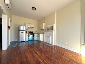 31 Dubois St in Newburgh, NY - Building Photo - Building Photo