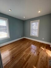 75 Winchester St, Unit 3 in Medford, MA - Building Photo - Building Photo