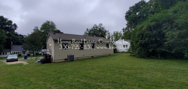 2835 Quincy Dr in Winston-Salem, NC - Building Photo - Building Photo