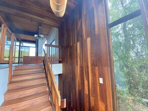 2582 Bonita Way in Laguna Beach, CA - Building Photo - Building Photo