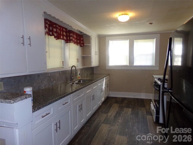 729 Spruce St in Mooresville, NC - Building Photo - Building Photo