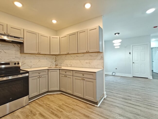 1404 N 21st St in Philadelphia, PA - Building Photo - Building Photo