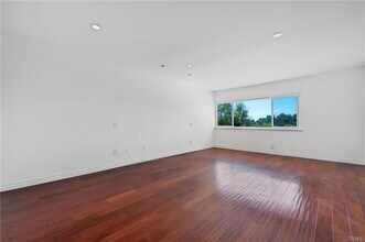 10211 Clematis Ct in Los Angeles, CA - Building Photo - Building Photo