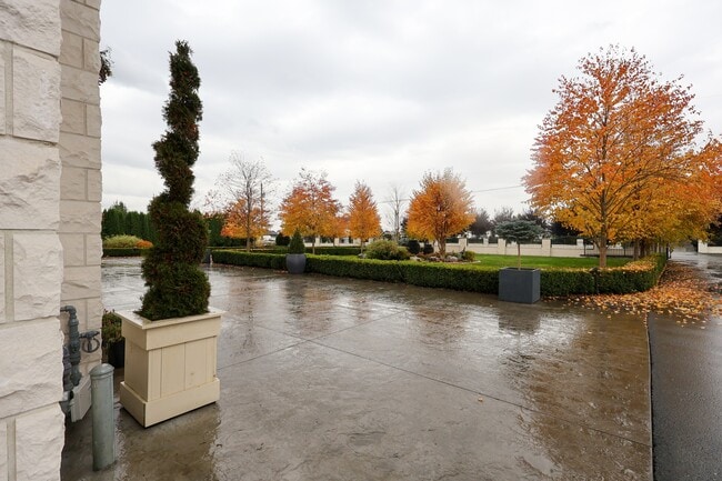 314 Defehr Rd in Abbotsford, BC - Building Photo - Building Photo