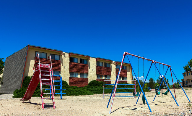 The Oasis at Belmont Square in Pueblo, CO - Foto de edificio - Building Photo