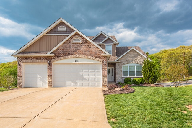 property at 5005 Double Tree Dr