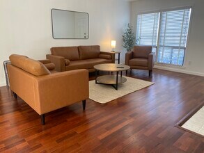 632 Airport Rd in Monterey, CA - Building Photo - Building Photo