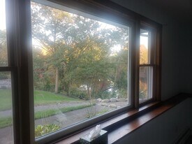 16 Cote Cir, Unit Flr 1 in Raymond, NH - Building Photo