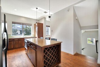 5202 Lillian St in Houston, TX - Building Photo - Building Photo