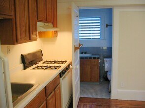 2428 McGee Ave in Berkeley, CA - Building Photo - Building Photo