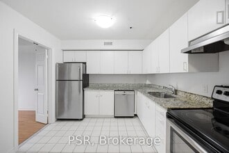 3314 Yonge St in Toronto, ON - Building Photo - Building Photo