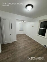 785 Kenilworth Ave in Pontiac, MI - Building Photo - Building Photo
