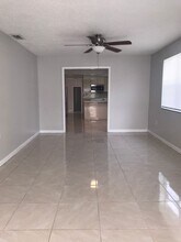 2431 S Brown Ave in Orlando, FL - Building Photo - Building Photo