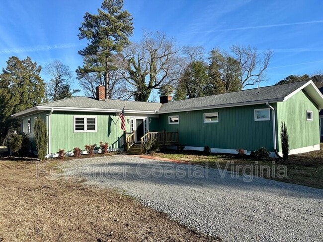 property at 1612 Holly Point Ln