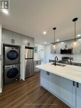 290 Nipigon St in Oshawa, ON - Building Photo - Building Photo