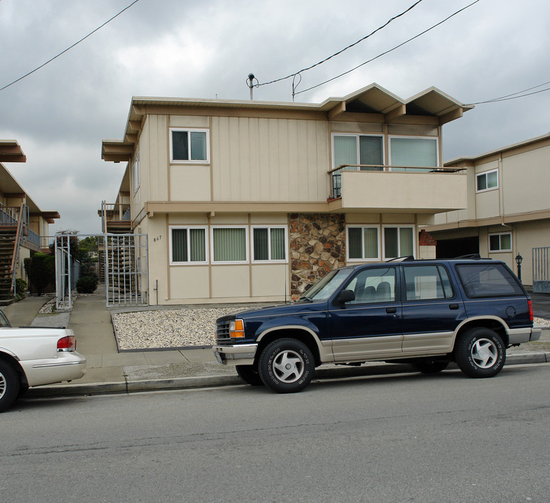 867 Commercial Ave in South San Francisco, CA - Building Photo