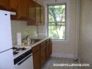 163 Summer St in Arlington, MA - Building Photo - Building Photo