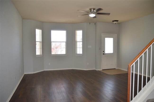 218 Baldwin St in Hutto, TX - Building Photo - Building Photo