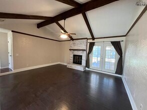 5402 Pebblestone Dr in Wichita Falls, TX - Building Photo - Building Photo