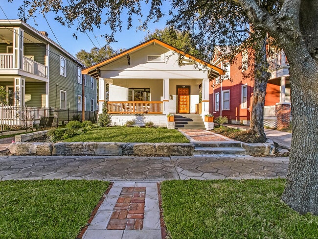 property at 419 E 3rd St