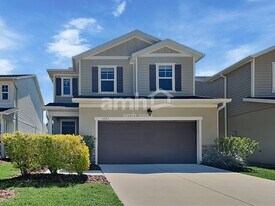 4241 Reisswood Lp in Palmetto, FL - Building Photo