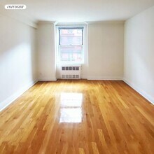 401 W 56th St in New York, NY - Building Photo - Building Photo