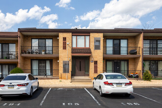 Doral Condominiums in Philadelphia, PA - Building Photo - Building Photo