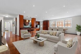 6010 JFK Blvd E in West New York, NJ - Building Photo
