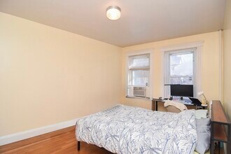 96 St Paul St in Brookline, MA - Building Photo - Building Photo