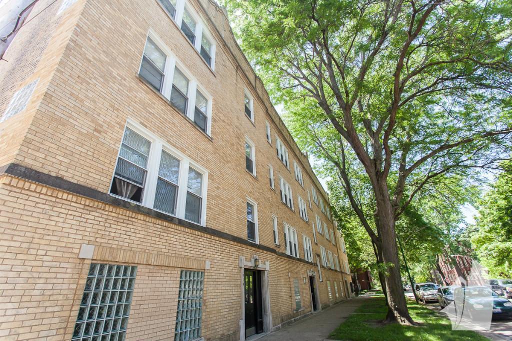 1929 W Winona St, Unit 3 in Chicago, IL - Building Photo