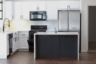 33377 Mesolite Way in Menifee, CA - Building Photo - Building Photo