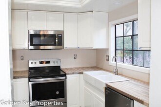 3534 Ridgewood Way in Carlsbad, CA - Building Photo - Building Photo