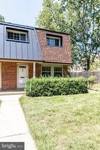 428 James Ct in Falls Church, VA - Building Photo - Building Photo