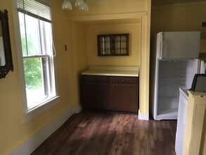 908 Boyd Ave in Kaukauna, WI - Foto de edificio - Building Photo