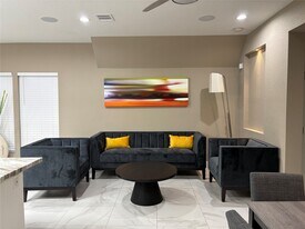 9134 Brandon St in Houston, TX - Building Photo