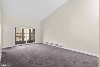 15316 Pine Orchard Dr in Silver Spring, MD - Building Photo - Building Photo
